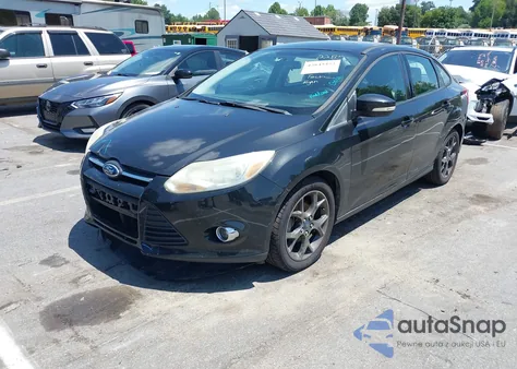 2013 Ford Focus Se z USA, uszkodzony, nr VIN 1FADP3F22DL254908